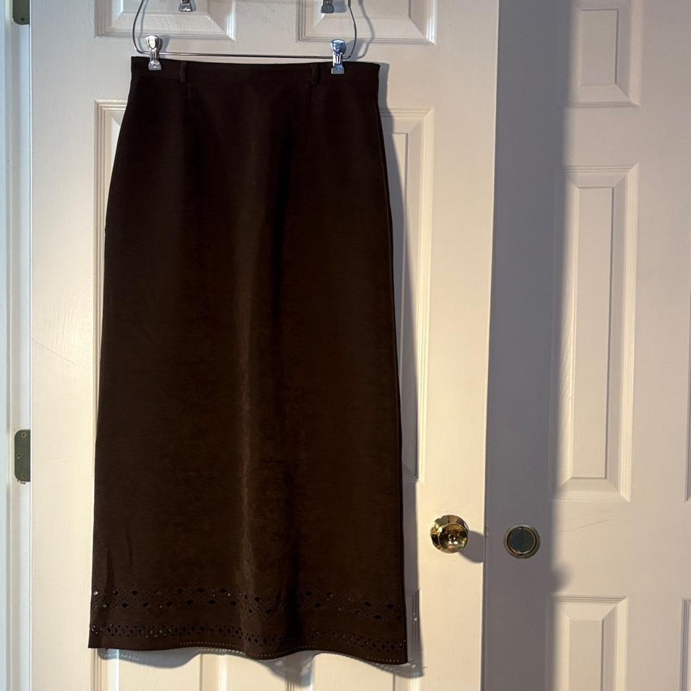 Elegant Sueded Brown Women's Skirt with Laser Cut Detail at Hem